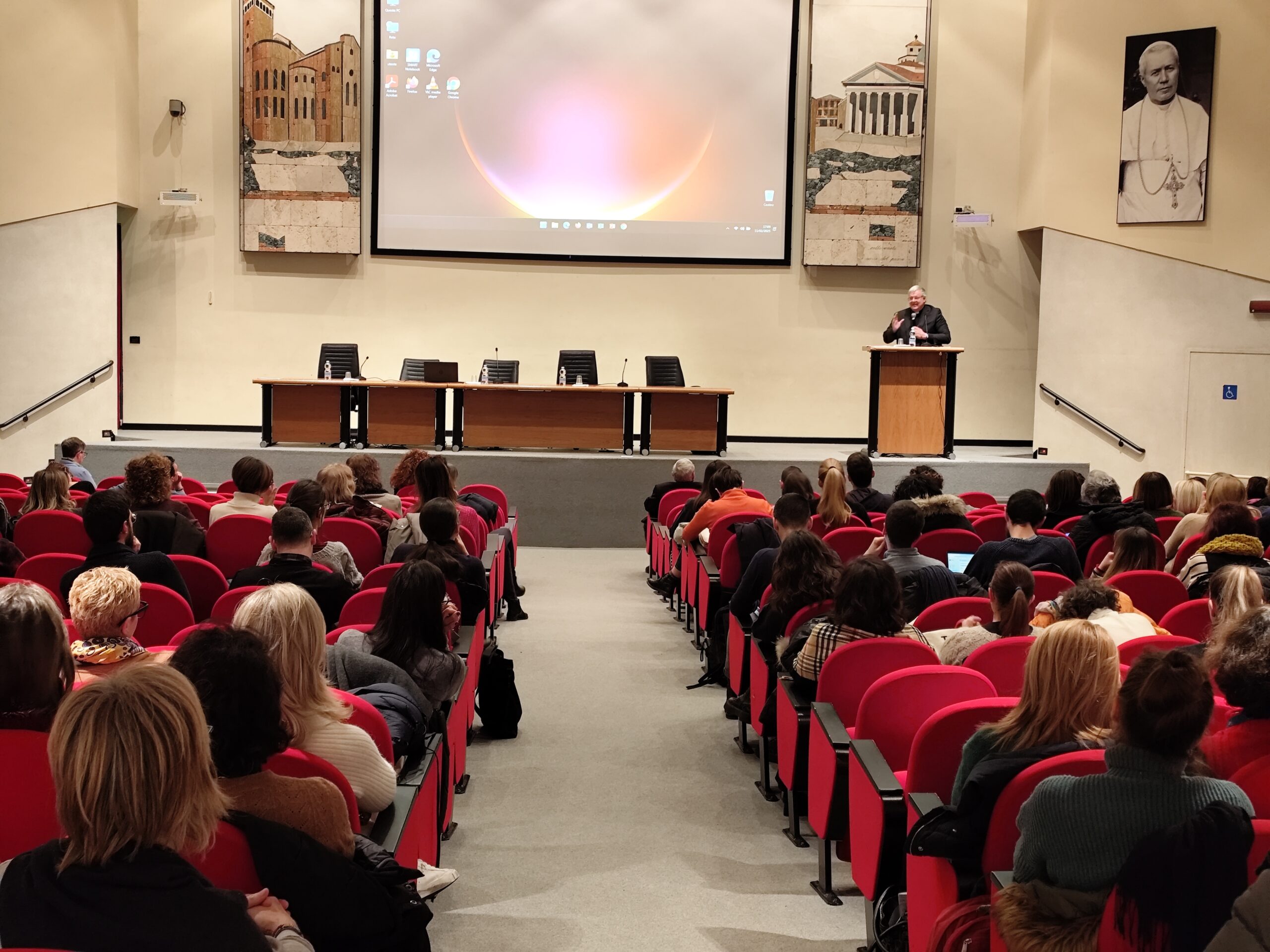 LA LEZIONE SUL GIUBILEO DEL VESCOVO TOMASI AI DOCENTI DEL COLLEGIO PIO X