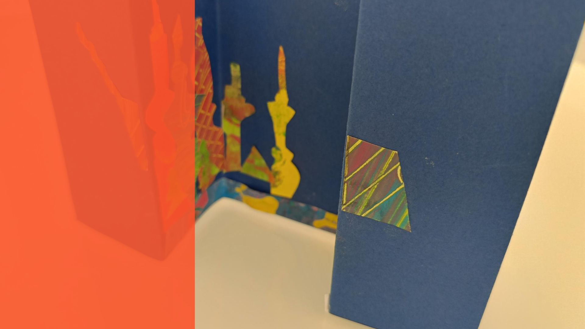 Collage d’artista: città immaginarie prendono forma chiudendo gli occhi ed aprendo il cuore.