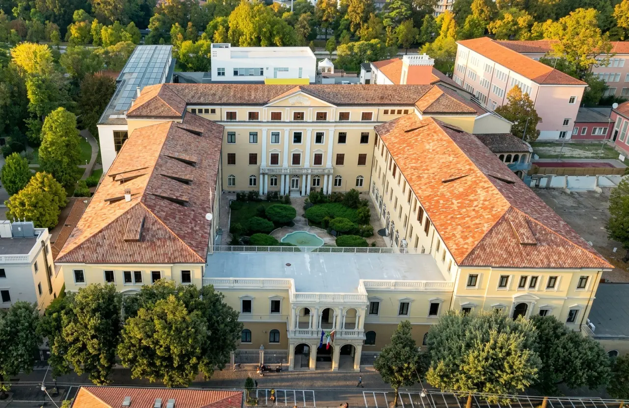 Custodire l’umano. Educare persone capaci di abitare il futuro.